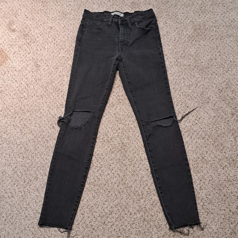 MADEWELL 9" high-rise skinny black distressed jeans, sz 27